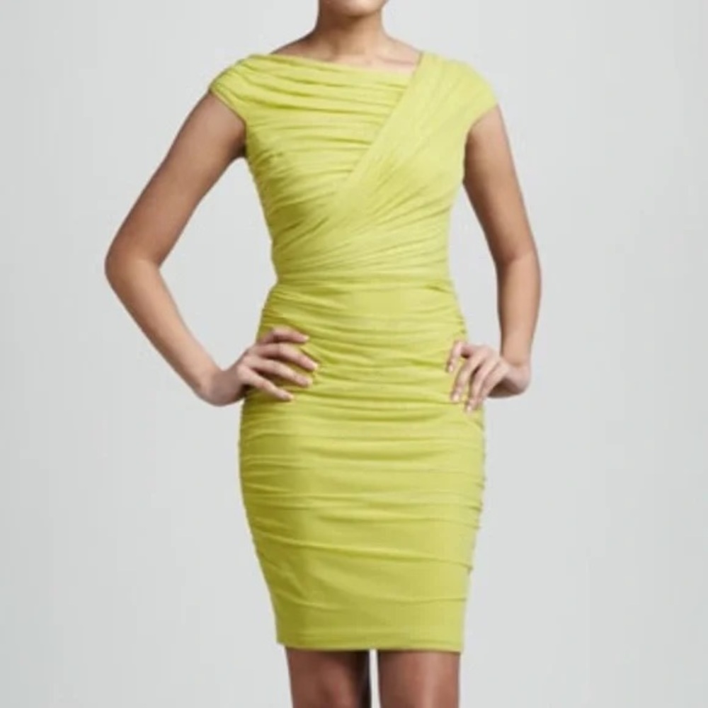 Tadashi Shoji ruched layered bodycon cocktail dress, size large